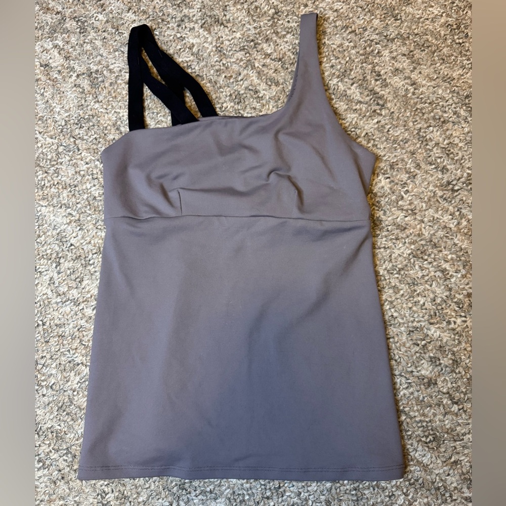 ALO Yoga Repose tank in purple dusk